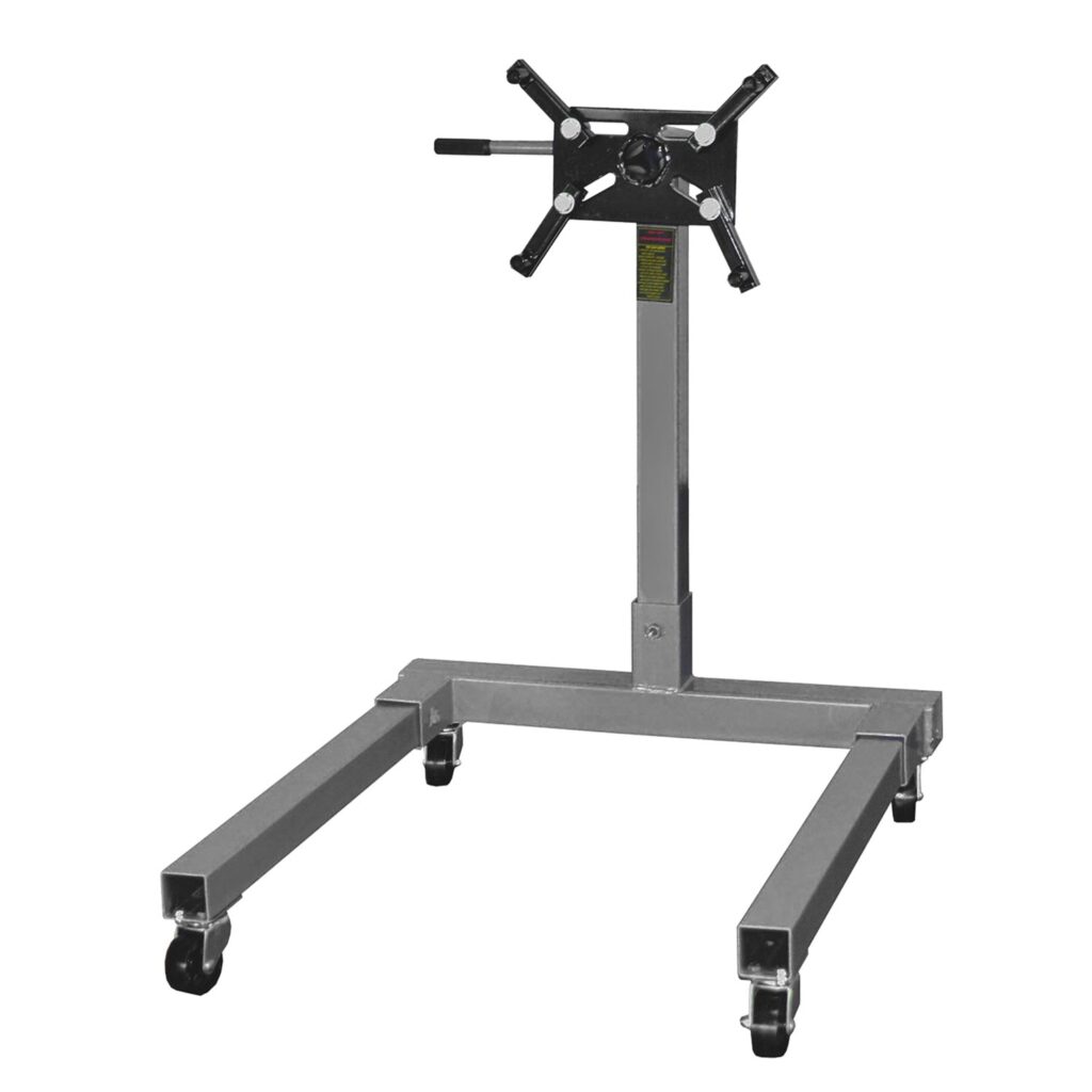 Motorhebervon TB Gradient mit höhenverstellbarer Säule, drehbarer Vierarm-Motoraufnahme, robuster Stahlkonstruktion und vier Lenkrollen für den sicheren Transport und die Montage von Motoren.